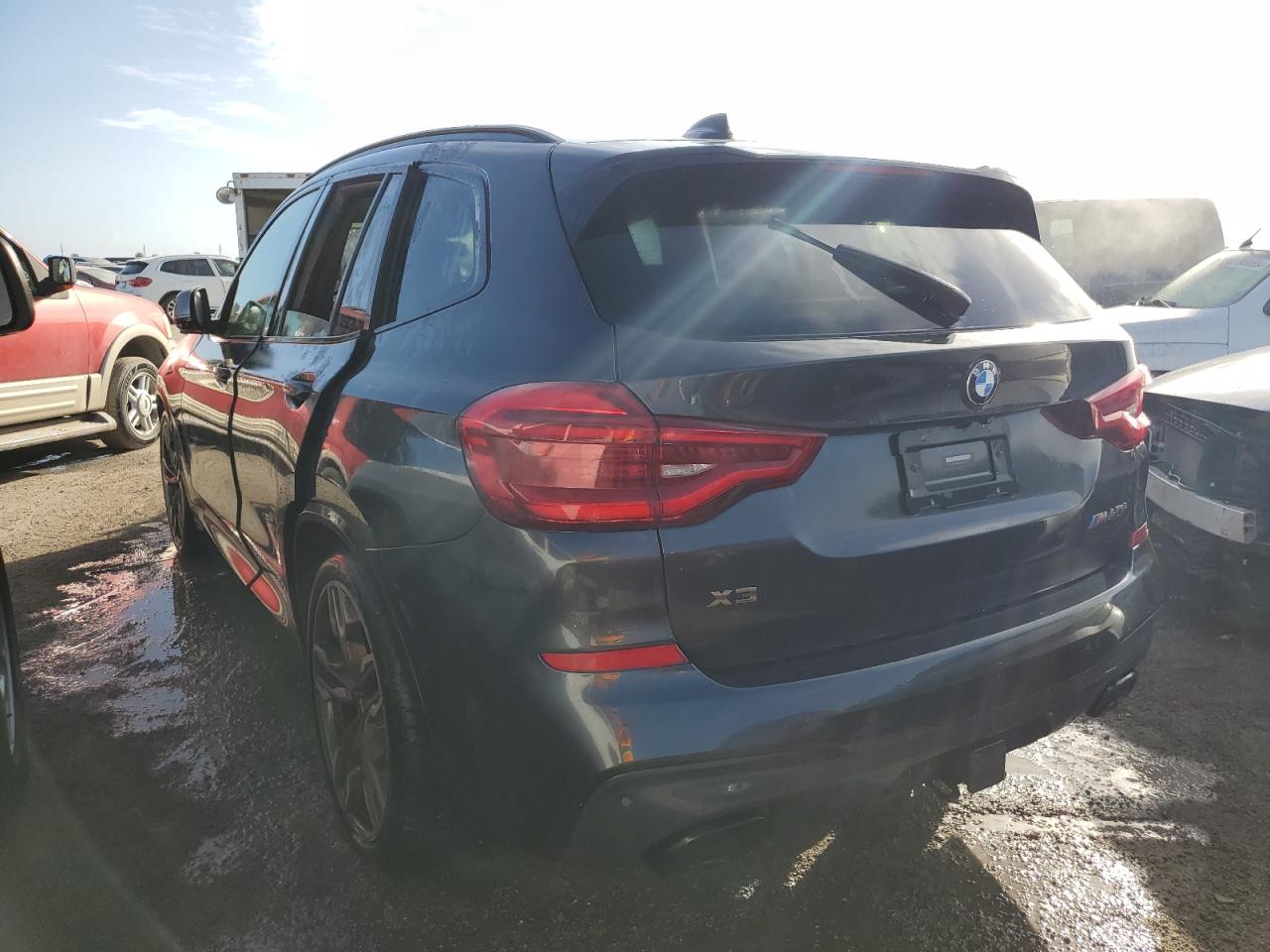 VIN 5UXTS3C56J0Z00742 2018 BMW X3 no.2