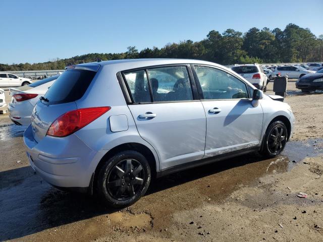  NISSAN VERSA 2012 Серебристый