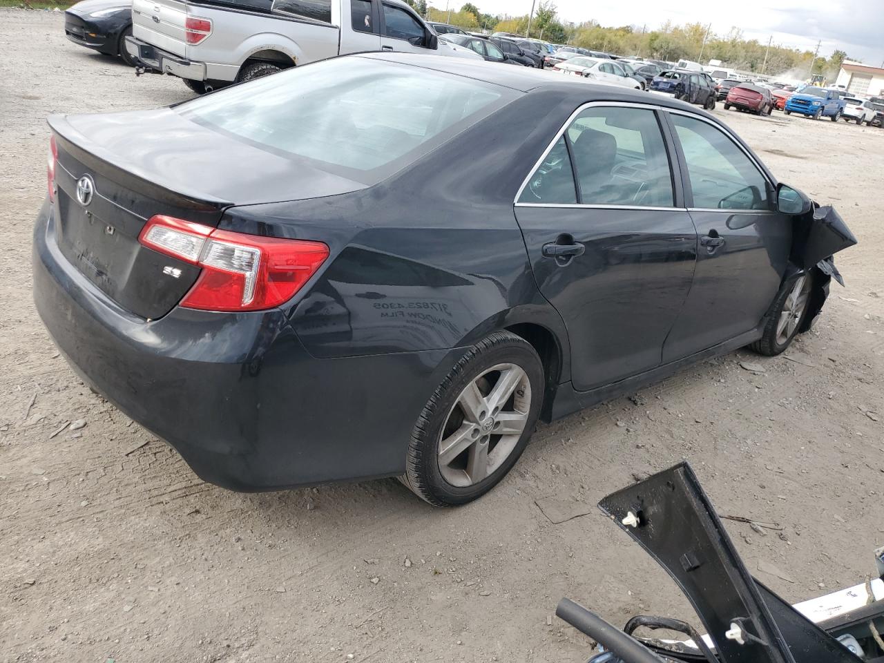 2013 Toyota Camry - Image 3