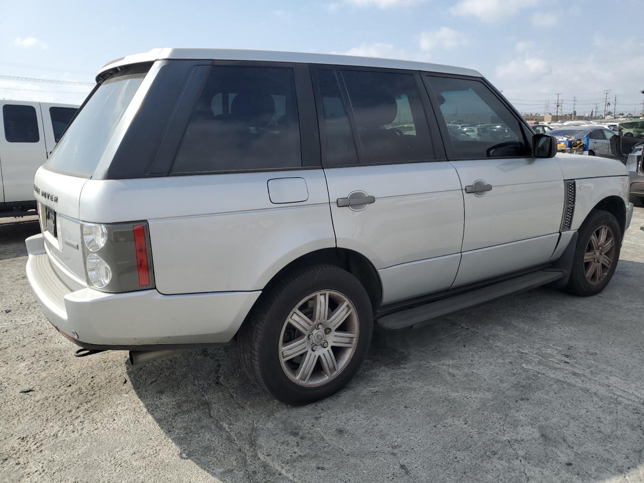 2006 Land Rover Range Rover - Image 3