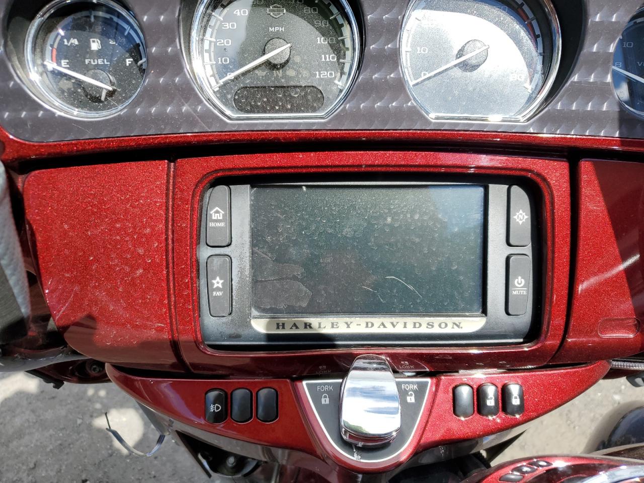 2014 Harley-Davidson Flhtkse Cvo Limited VIN: 1HD1TEN17EB952546 Lot: 75511884