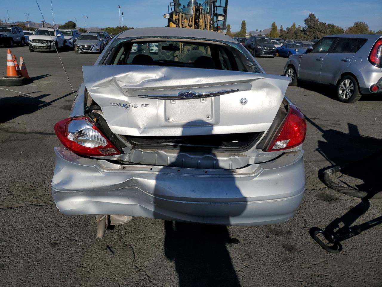 2002 Ford Taurus Se VIN: 1FAFP53U32G148144 Lot: 75282824