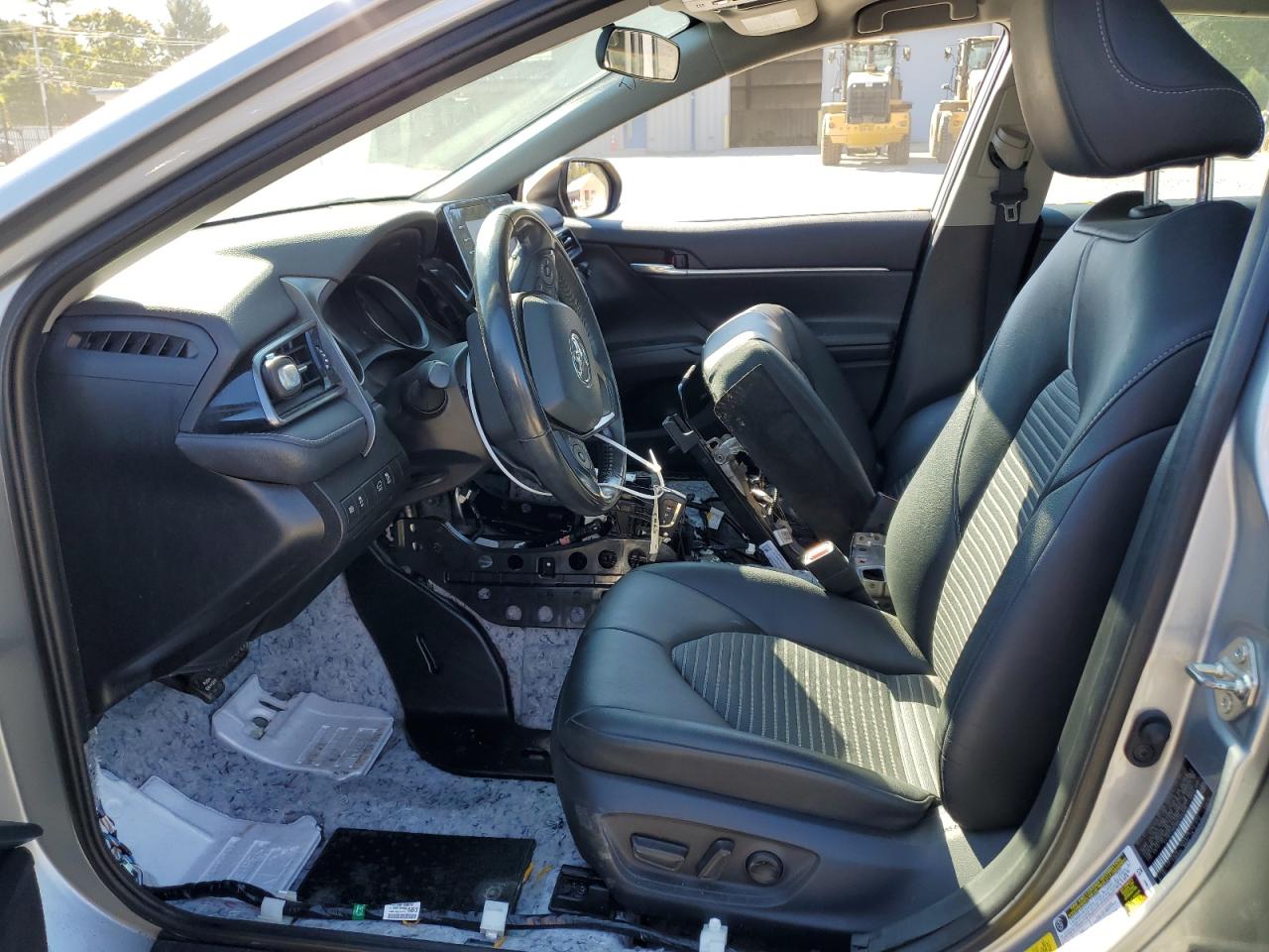 2021 Toyota Camry - Image 7