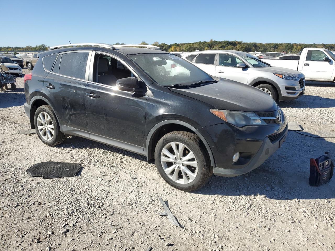 2015 Toyota RAV 4 - Image 4