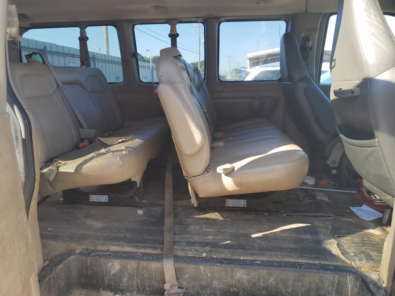 2008 Chevrolet Express G2500 VIN: 1GAGG25KX81133217 Lot: 73503214