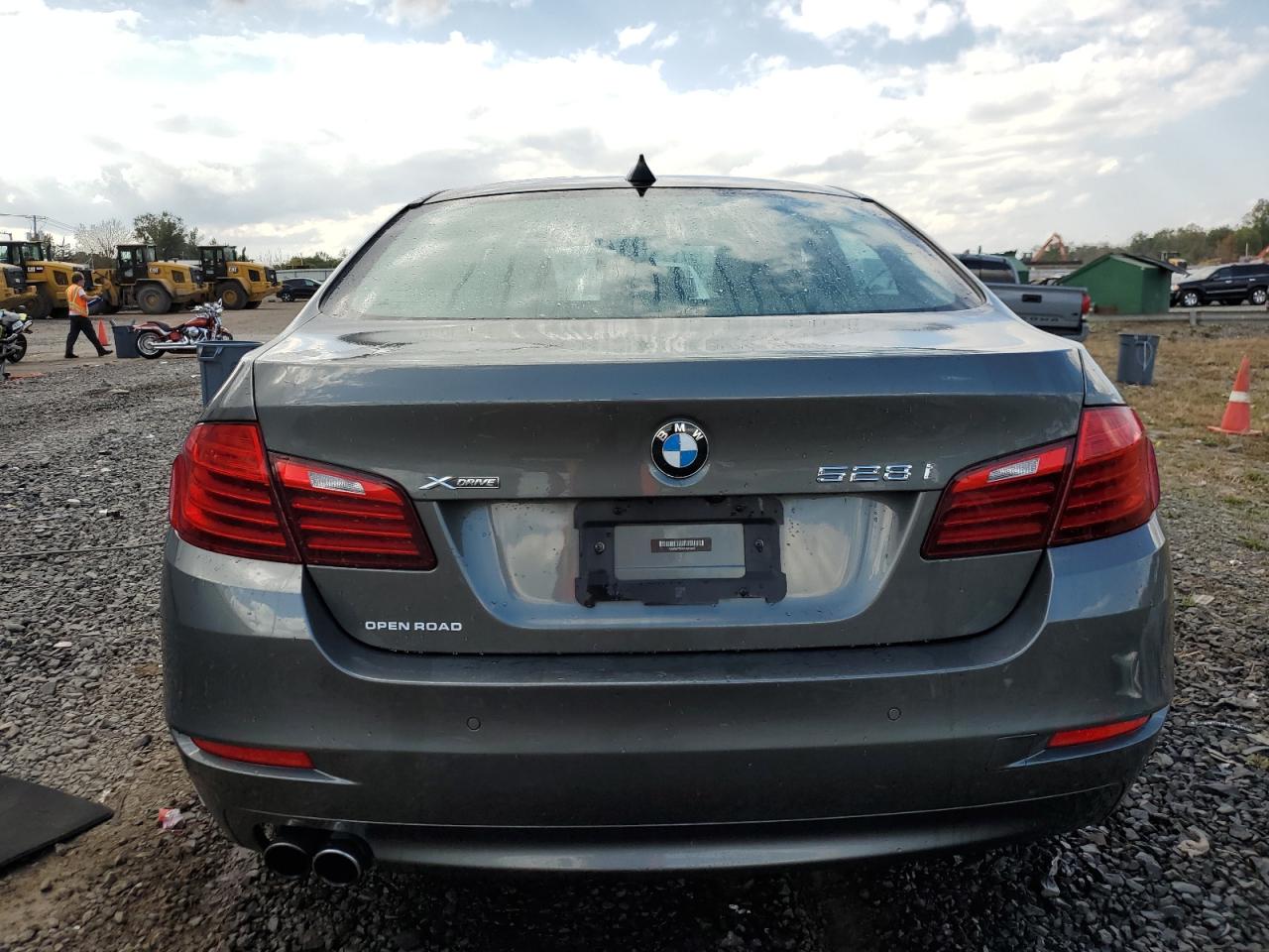 WBA5A7C55FD625866 2015 BMW 528 Xi