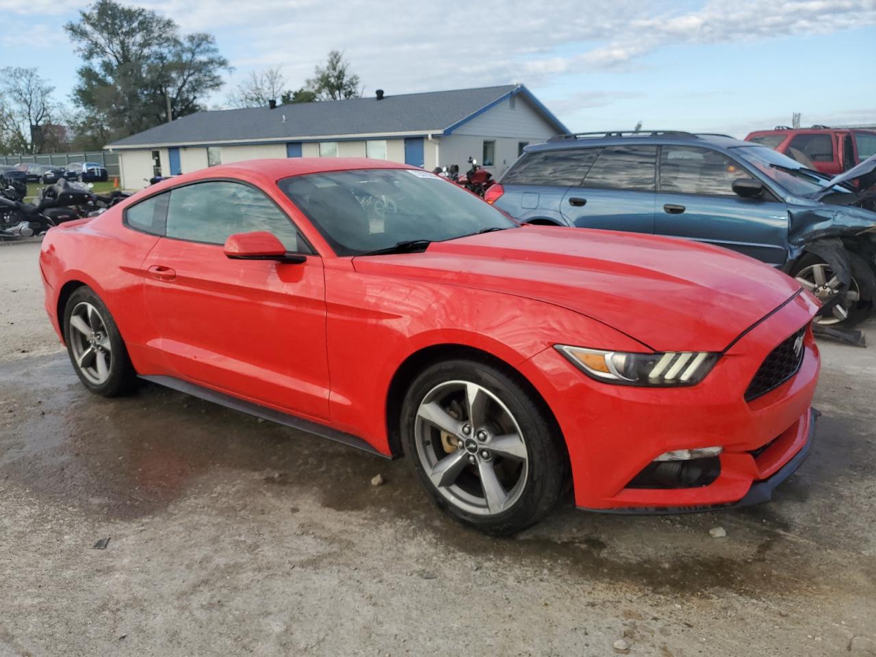 2017 Ford Mustang VIN: 1FA6P8TH6H5353210 Lot: 73570264