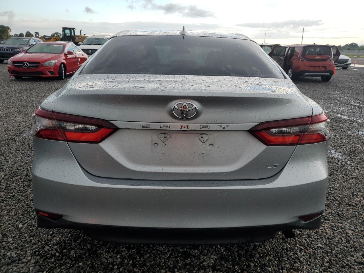 4T1C11AK0MU490109 2021 Toyota Camry Le