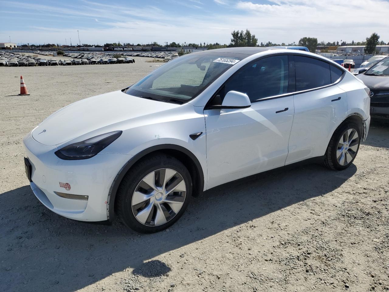 7SAYGDEE7PF790180 2023 TESLA MODEL Y - Image 1