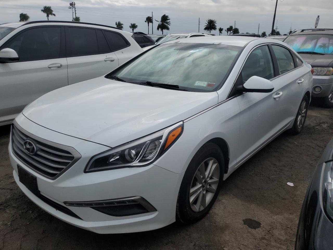 2015 Hyundai Sonata - Image 1