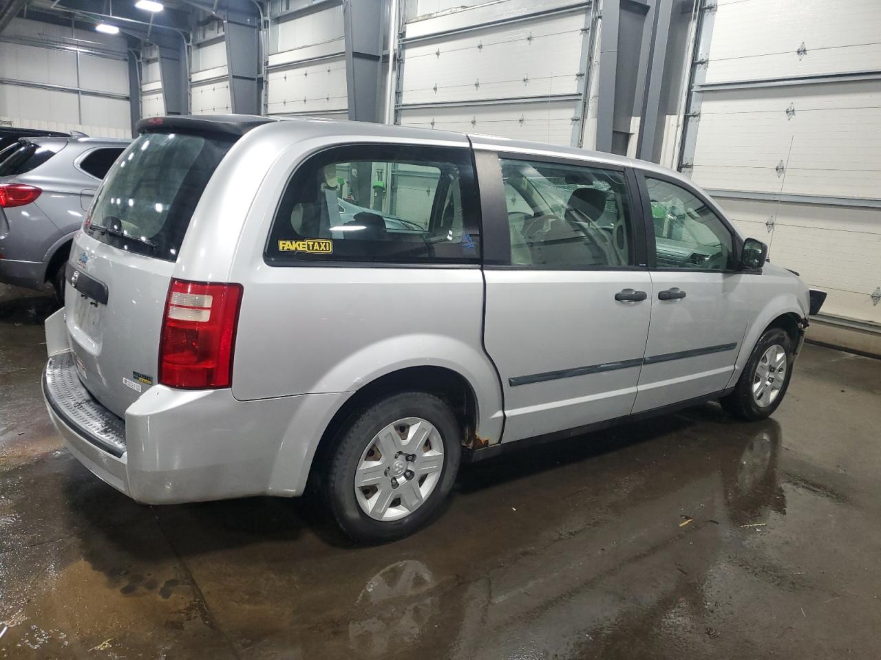 2008 Dodge Caravan - Image 3