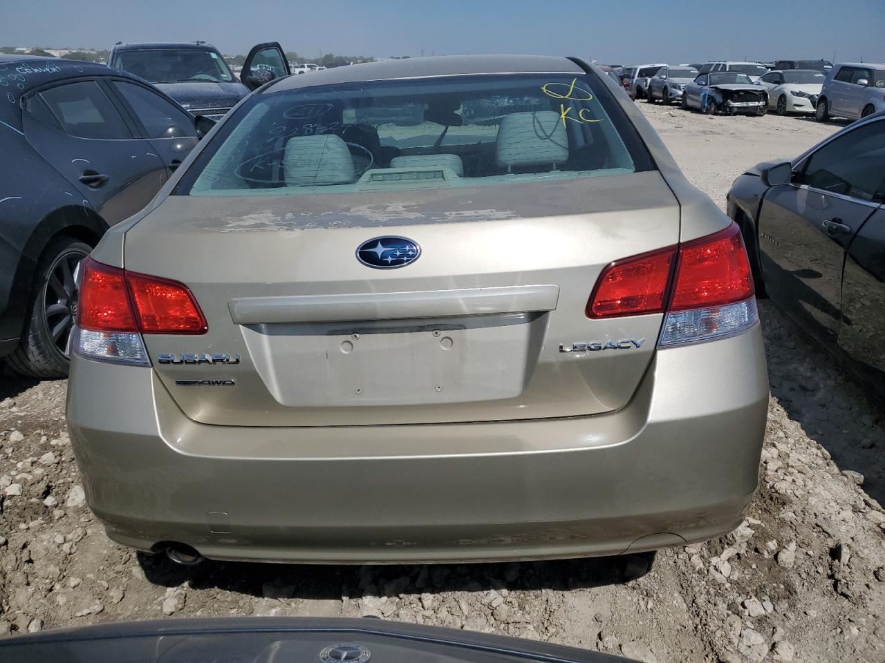 2010 Subaru Legacy 2.5I Premium VIN: 4S3BMCC69A3211132 Lot: 74170234