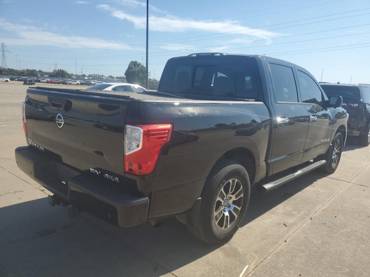 2021 Nissan Titan - Image 3