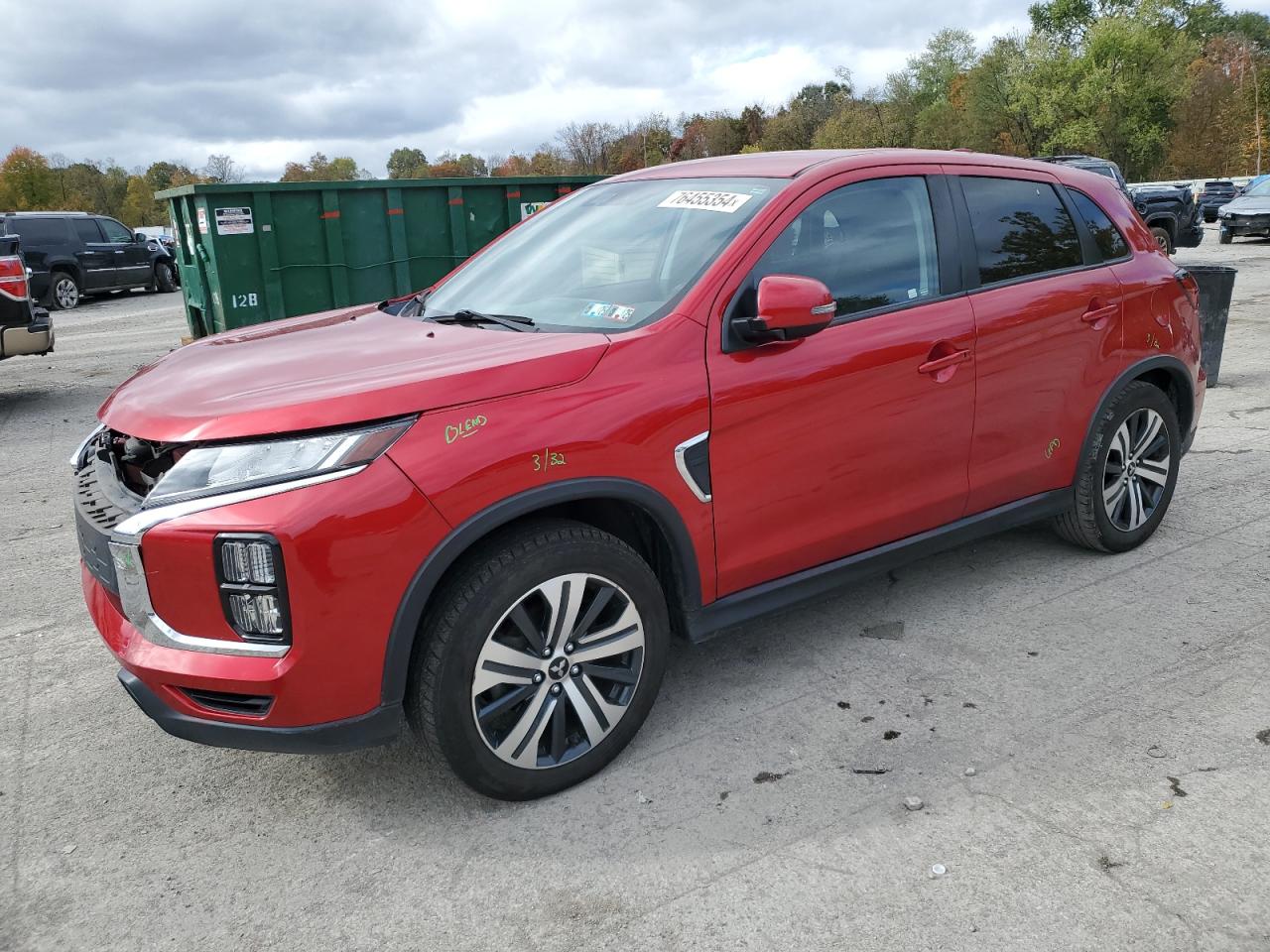 2021 Mitsubishi Outlander - Image 1
