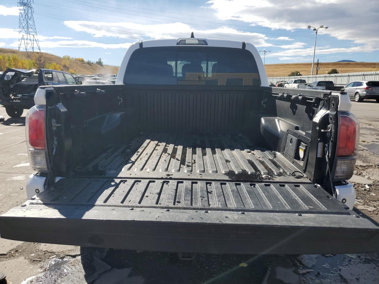 2020 Toyota Tacoma - Image 6