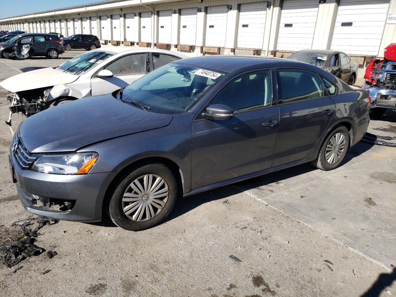 2014 Volkswagen Passat - Image 1
