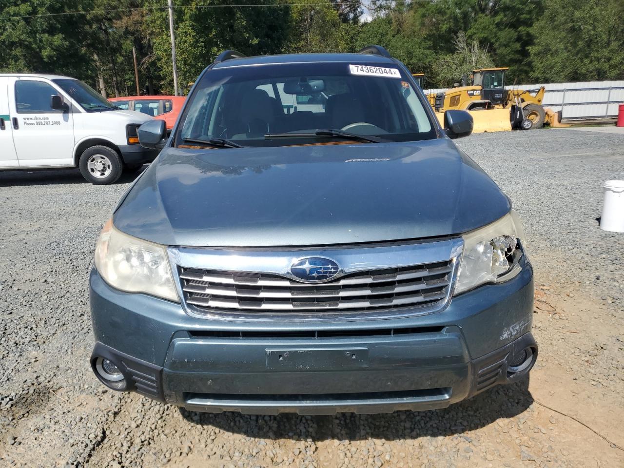 2010 Subaru Forester - Image 5