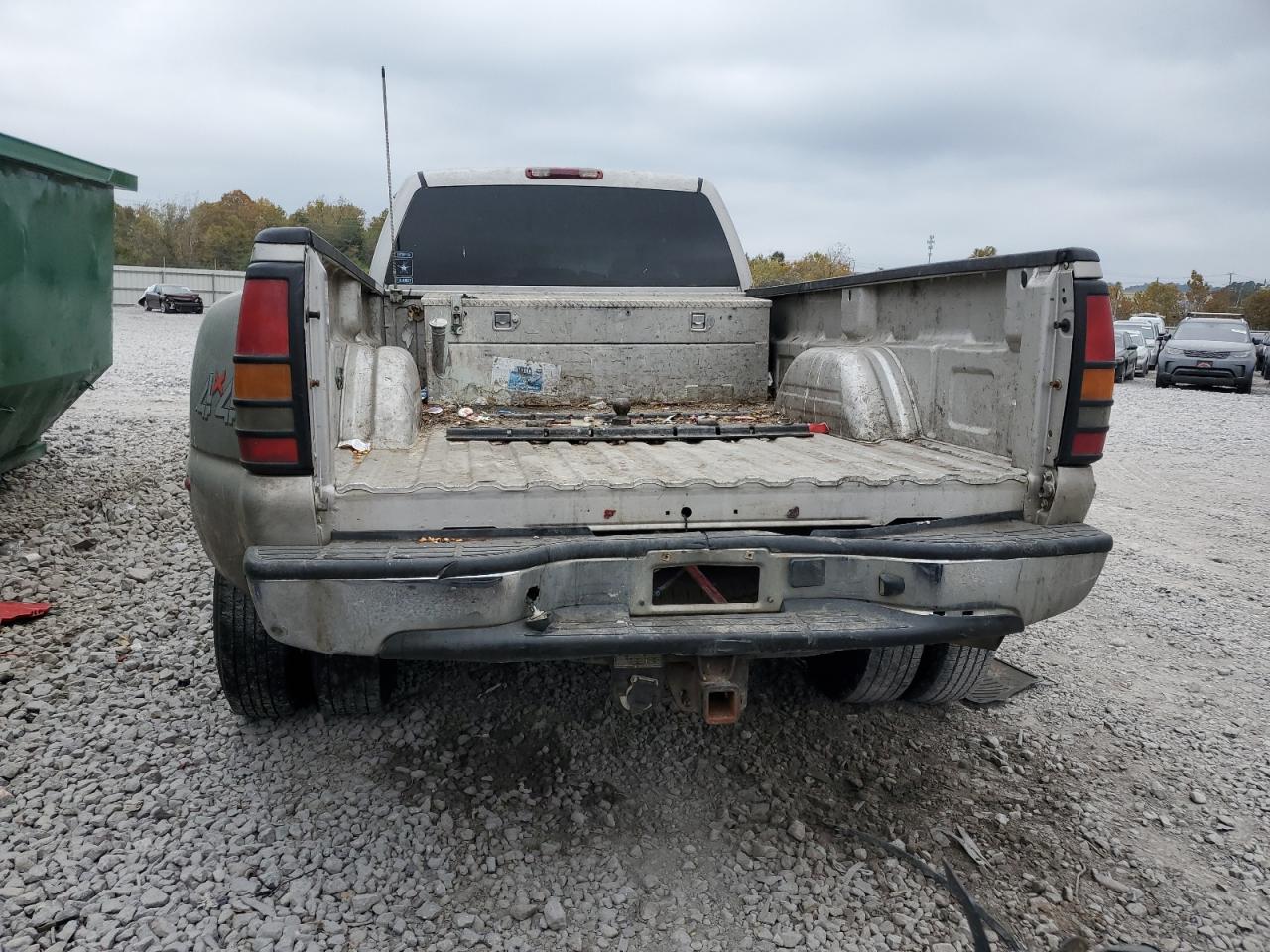 2004 GMC New Sierra K3500 VIN: 1GTJK33184F148257 Lot: 77956394