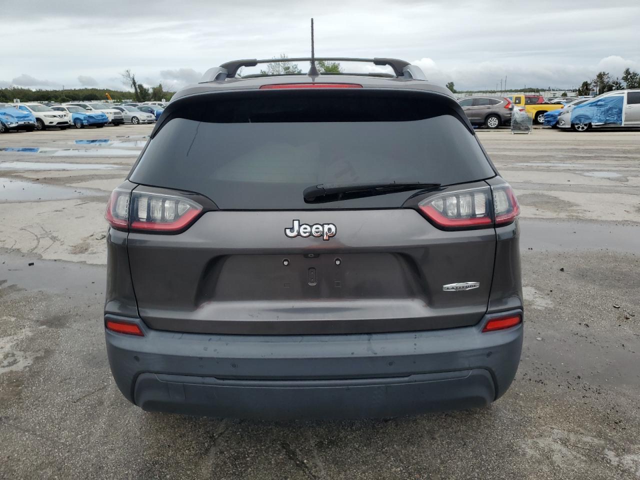 1C4PJLLB3KD222571 2019 Jeep Cherokee Latitude Plus