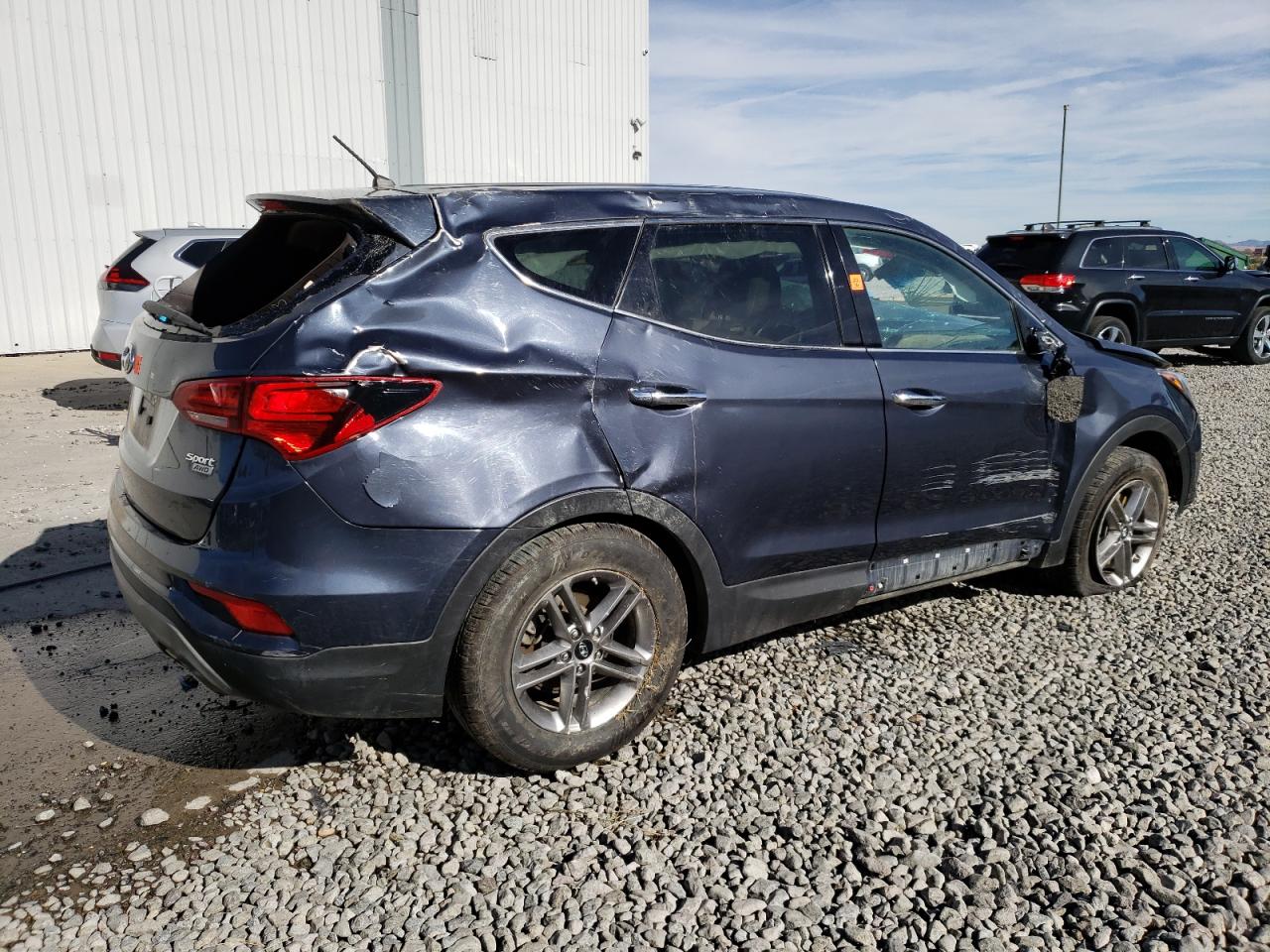 2018 Hyundai Santa Fe - Image 3