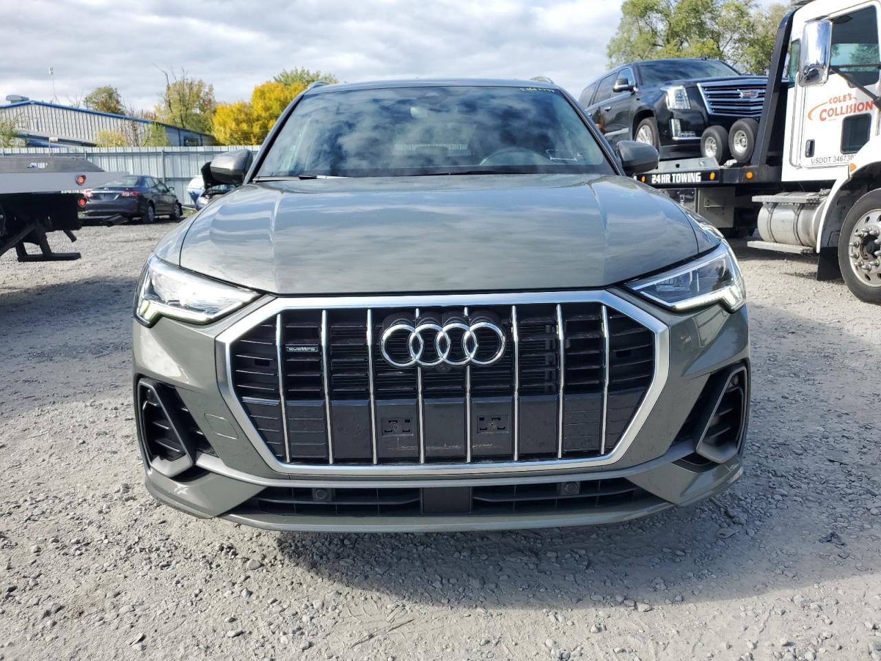 WA1EECF36N1136364 2022 Audi Q3 Premium Plus S Line 45