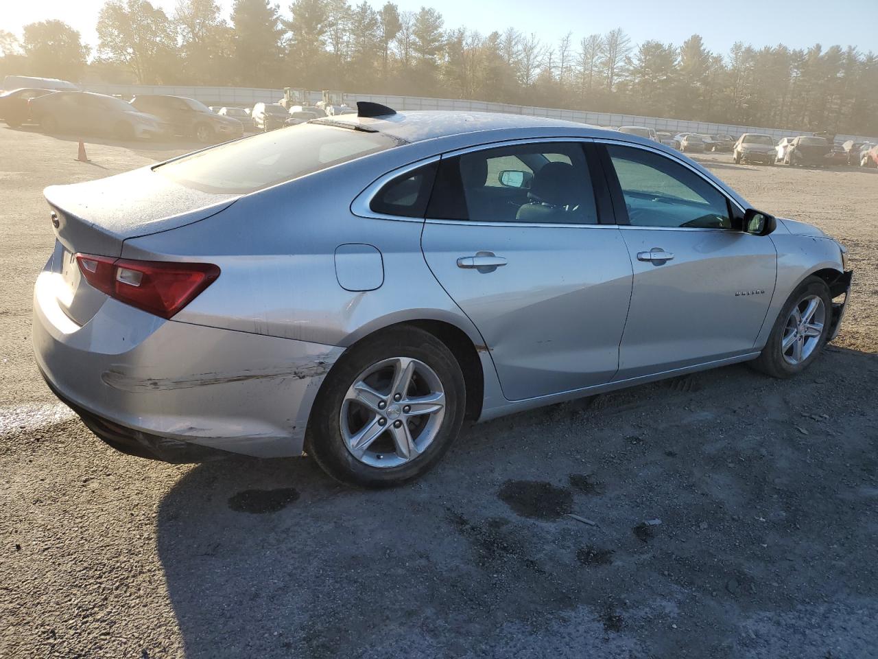 2020 Chevrolet Malibu - Image 3