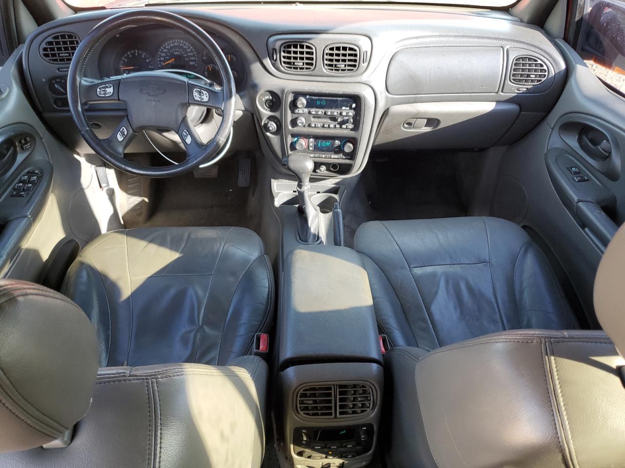 2002 Chevrolet TrailBlazer - Image 8