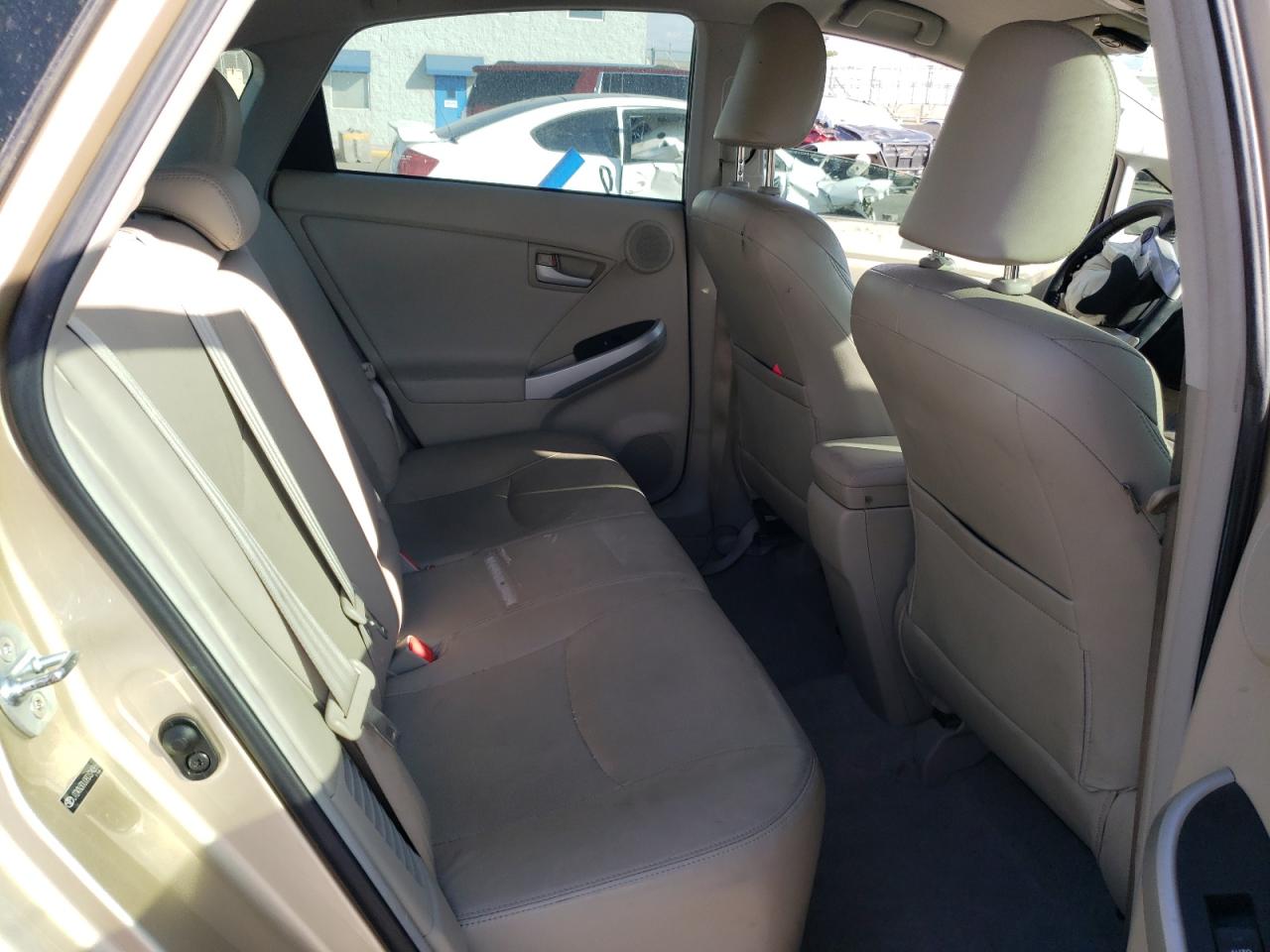 2011 Toyota Prius - Image 10