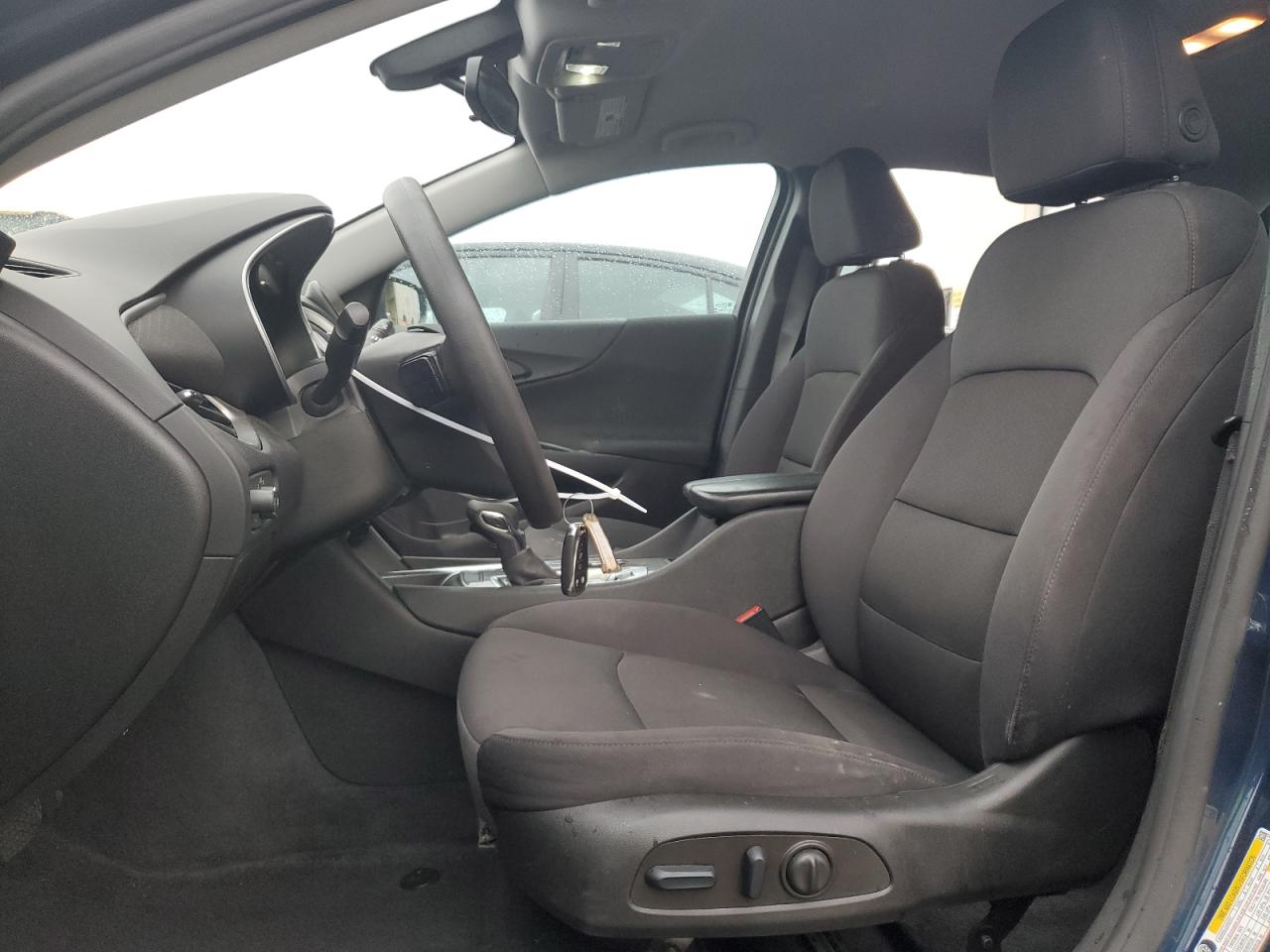 2022 Chevrolet Malibu - Image 7
