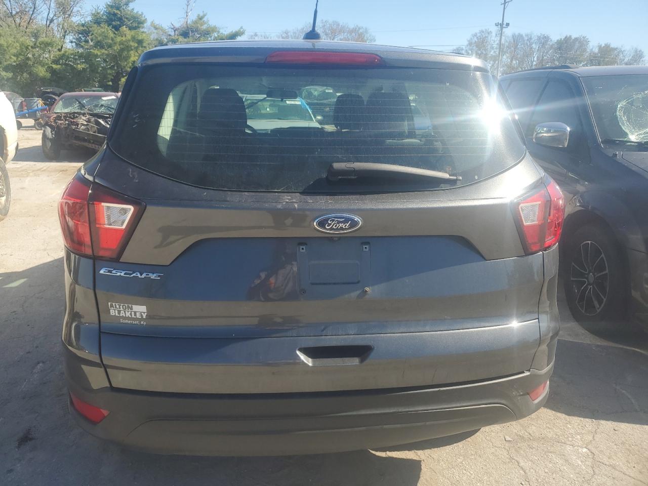 2019 Ford Escape S VIN: 1FMCU0F76KUB99942 Lot: 75211954