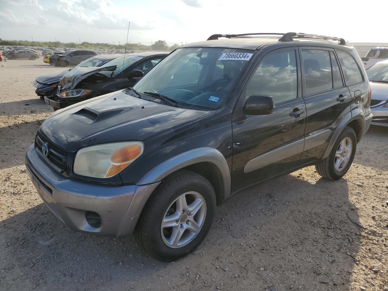 2004 Toyota RAV 4 - Image 1