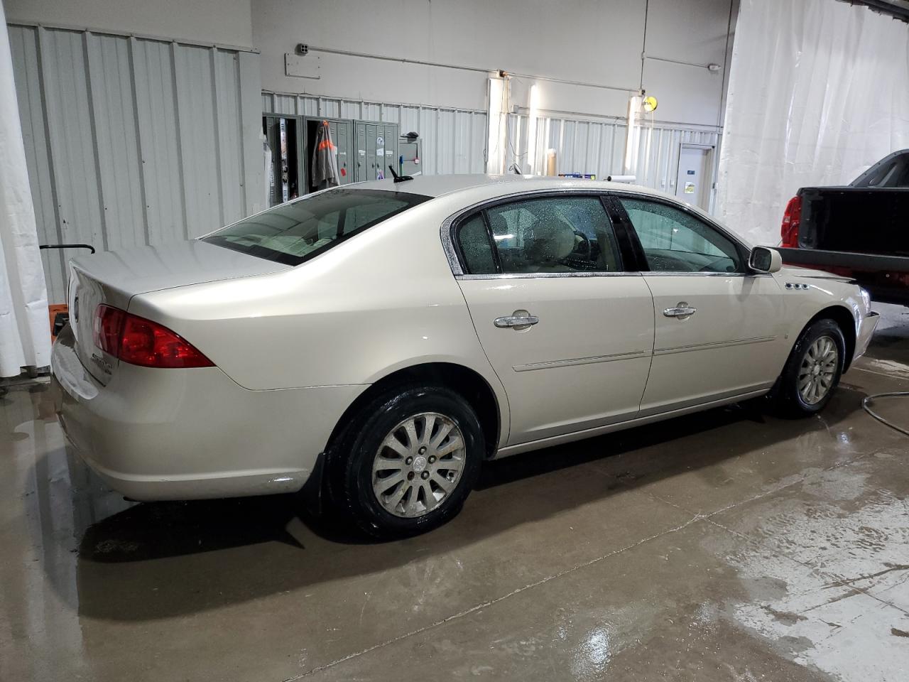 2008 Buick Lucerne Cx VIN: 1G4HP572X8U173415 Lot: 75241024