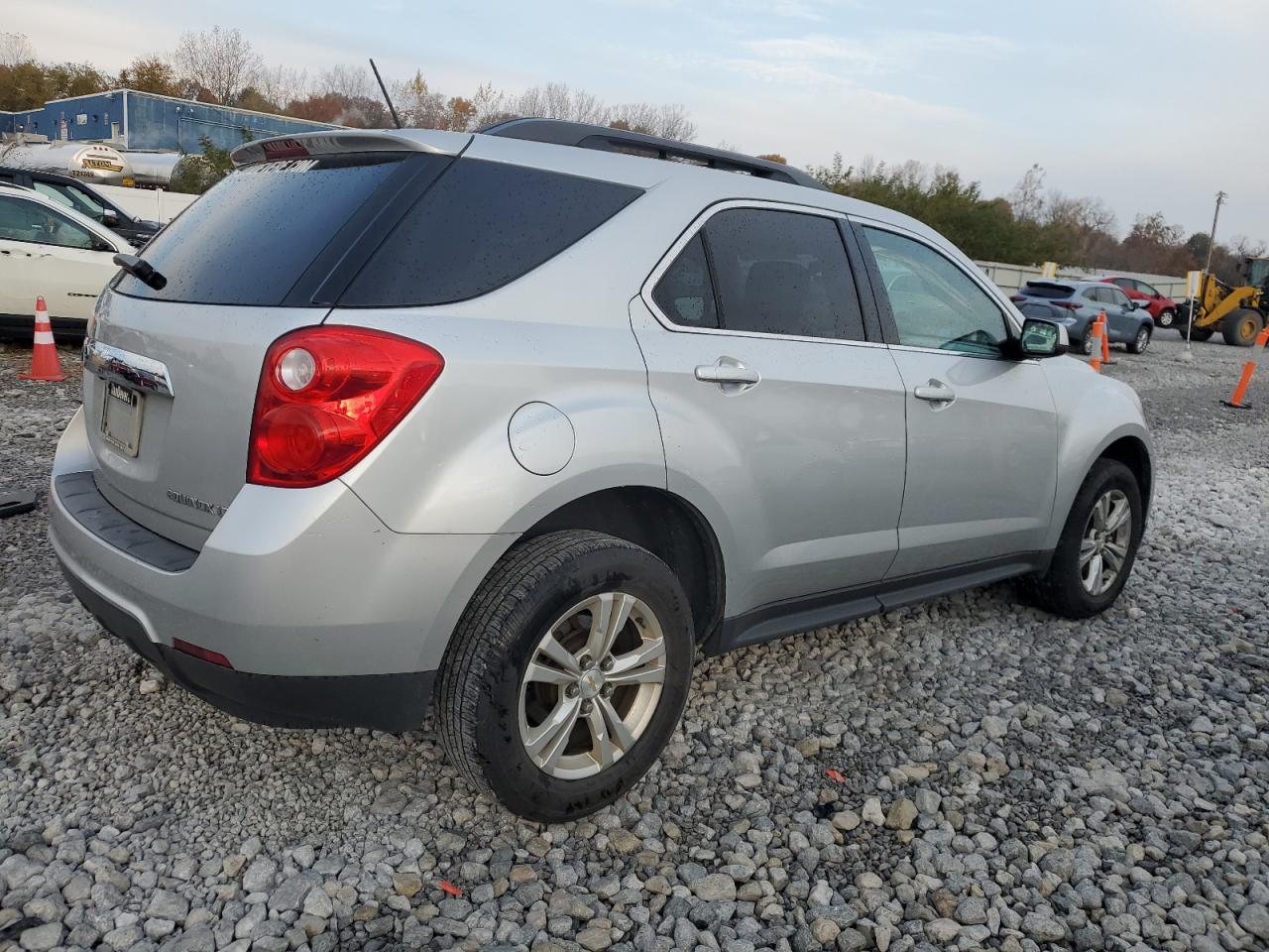 VIN 1GNALBEKXFZ126041 2015 CHEVROLET EQUINOX no.3