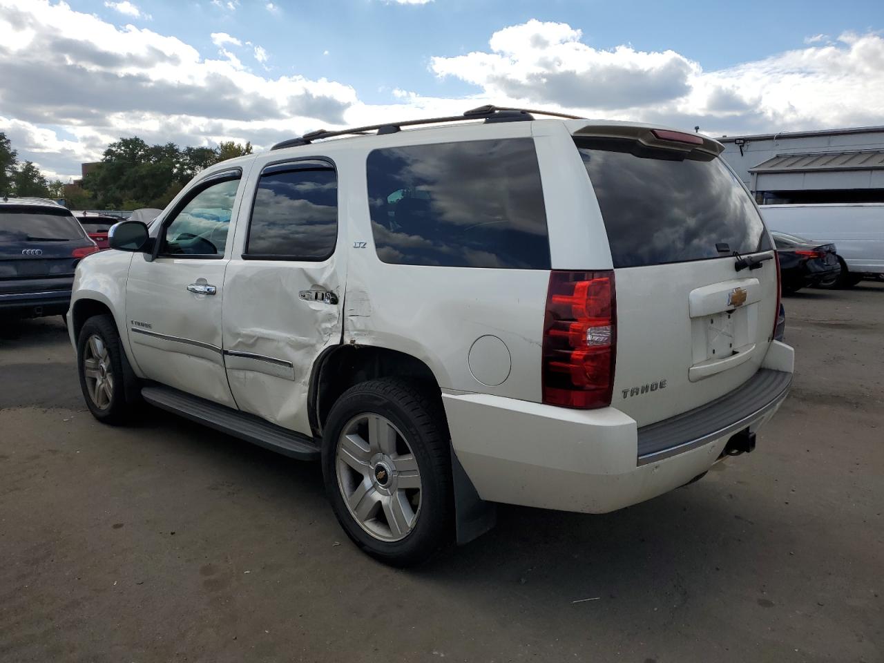 1GNFK33059R165690 2009 Chevrolet Tahoe K1500 Ltz