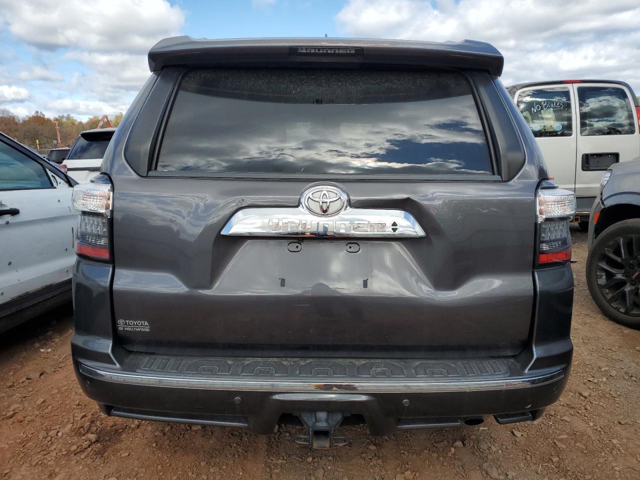 2020 Toyota 4Runner Sr5 VIN: JTEZU5JR7L5214377 Lot: 75075624