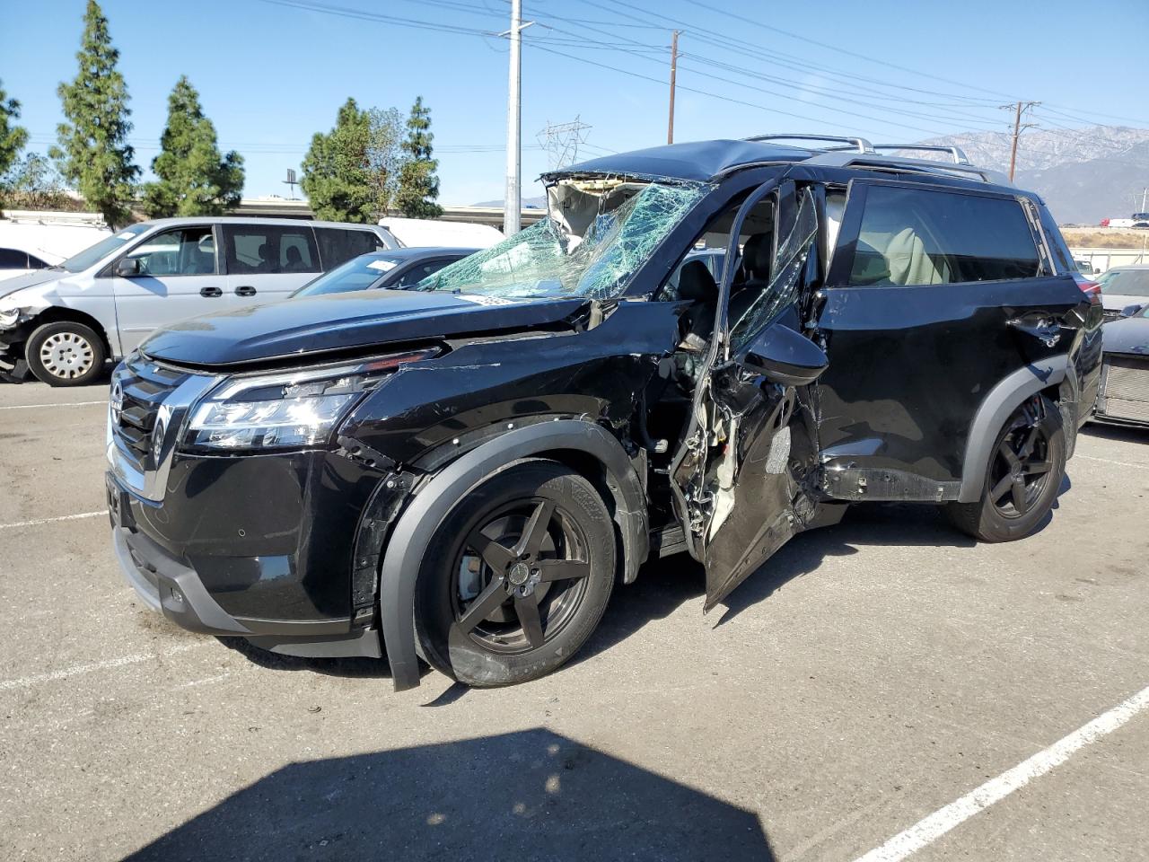 2022 Nissan Pathfinder Sl იყიდება Rancho Cucamonga-ში, CA - All Over