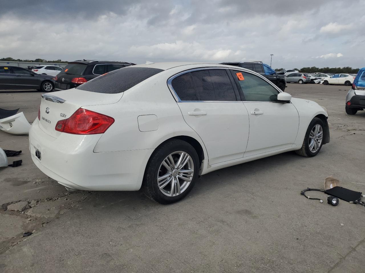 2013 Infiniti G - Image 3