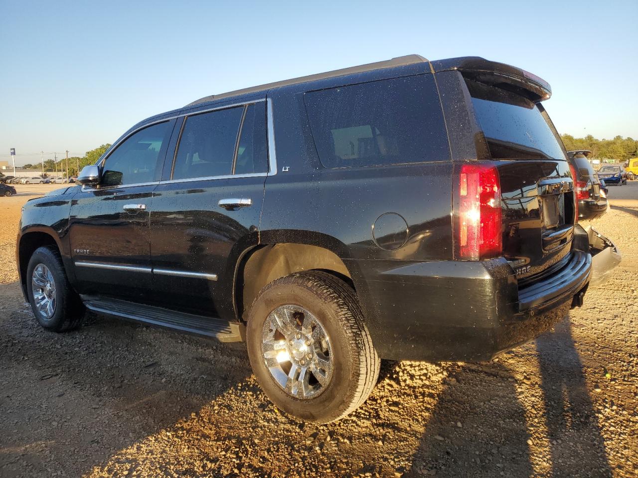 1GNSKBKCXFR506517 2015 CHEVROLET TAHOE - Image 2