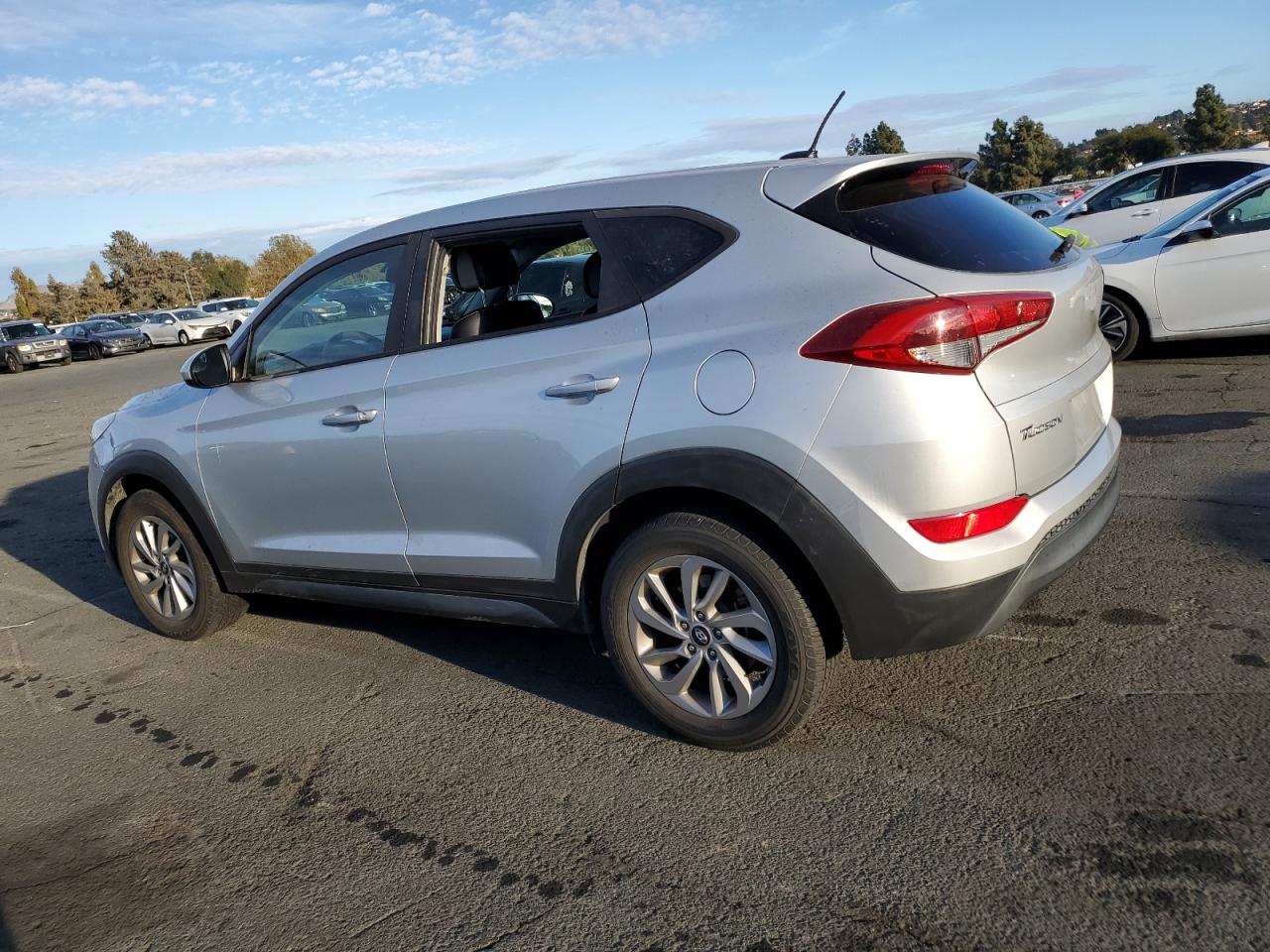 VIN KM8J23A42HU301399 2017 HYUNDAI TUCSON no.2