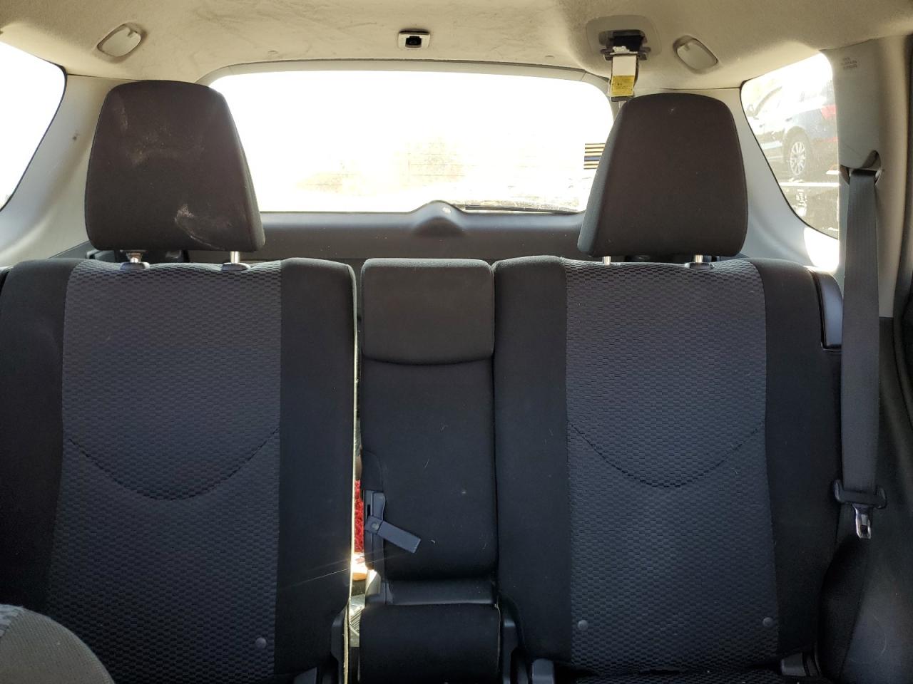 2011 Toyota RAV 4 - Image 10