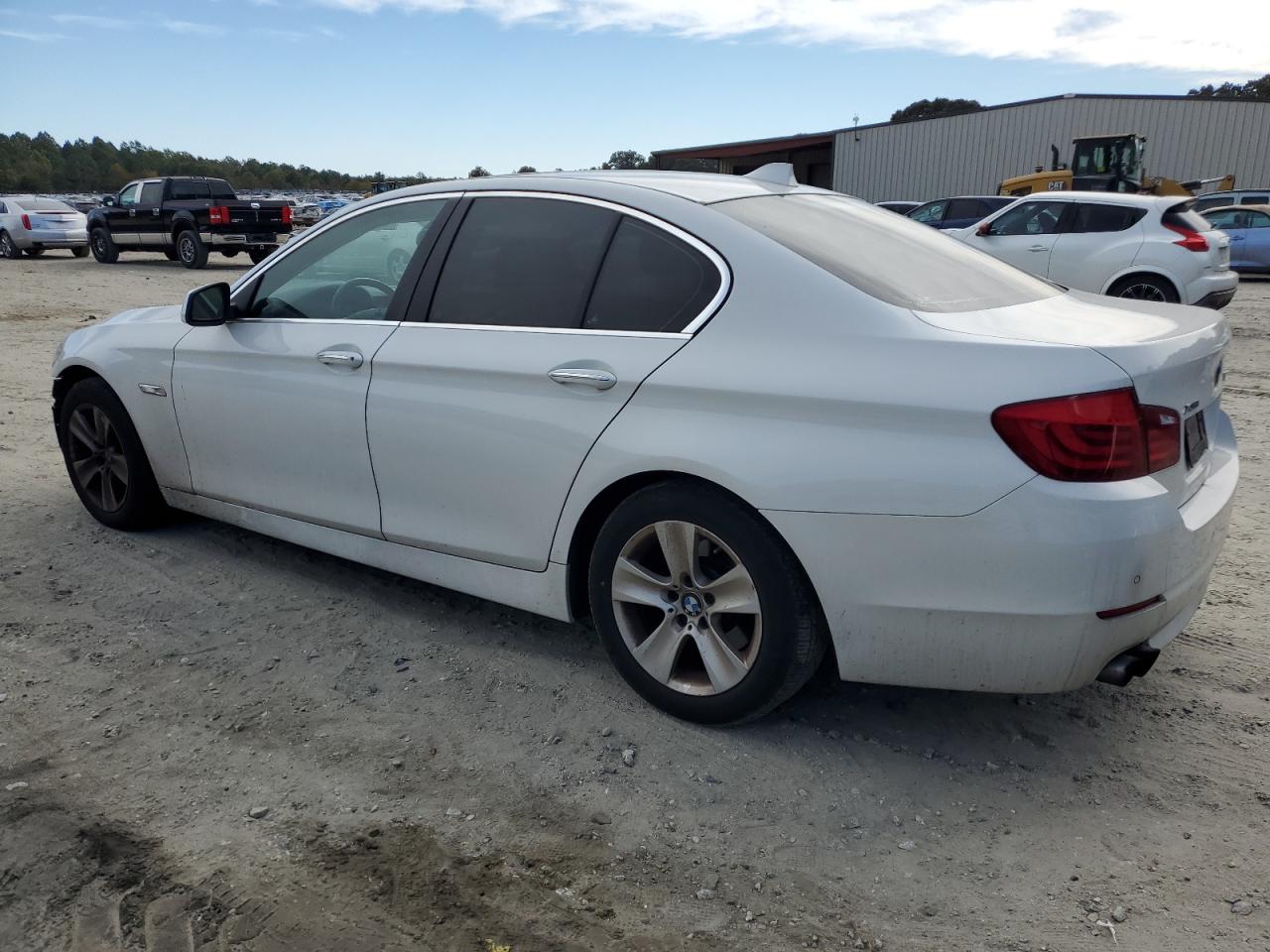 VIN WBAXH5C56DD109392 2013 BMW 5 SERIES no.2