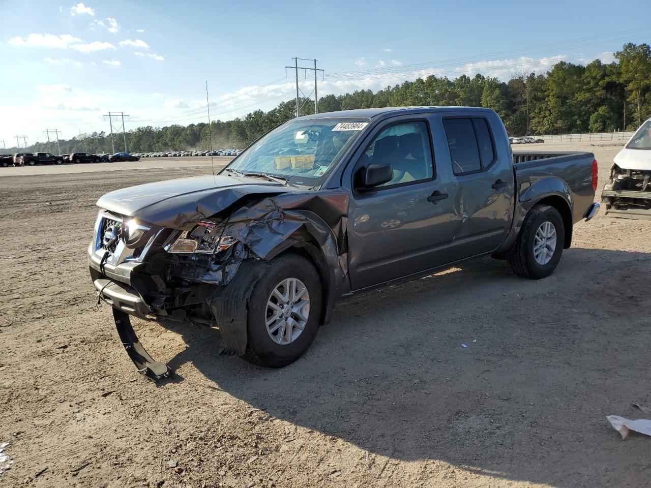 2021 Nissan Navara (Frontier) - Image 1
