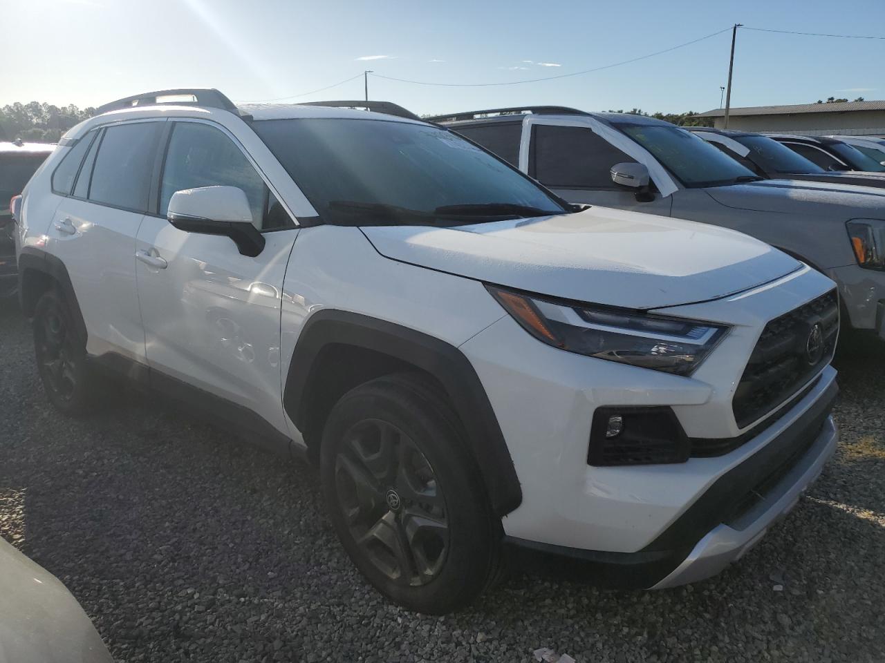 2023 Toyota RAV 4 - Image 4