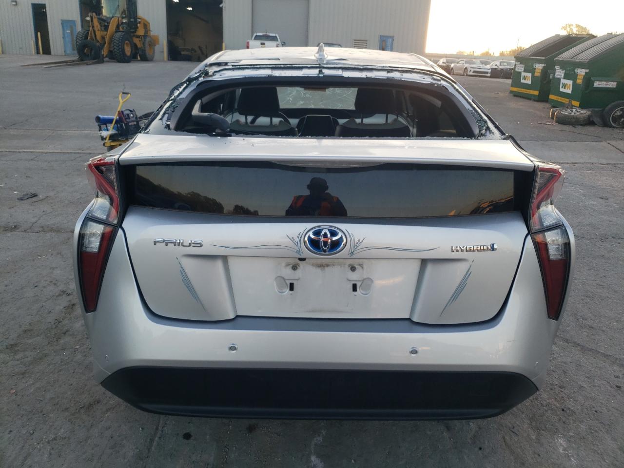 JTDKARFU2J3551910 2018 Toyota Prius