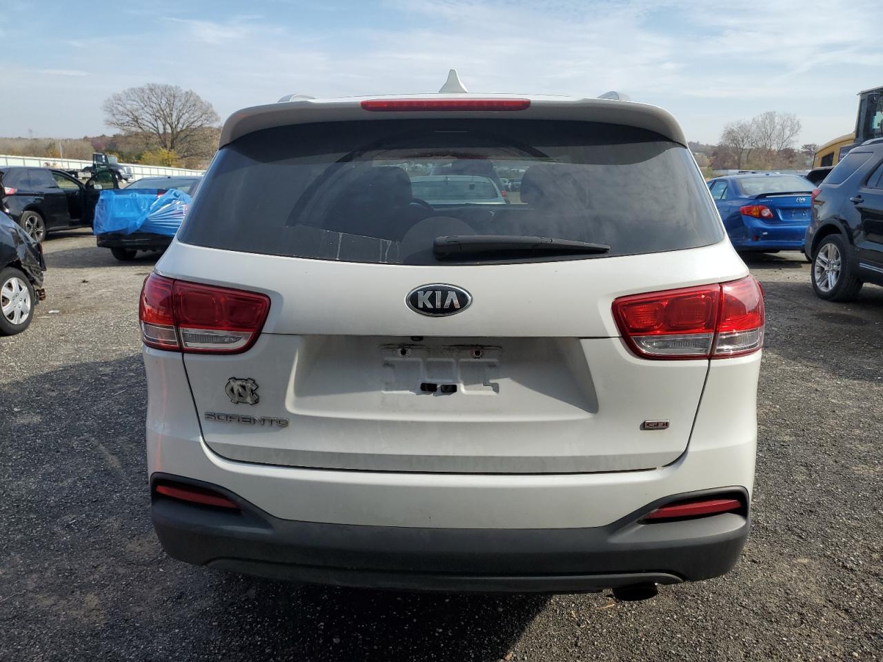 2018 Kia Sorento Lx VIN: 5XYPG4A34JG343867 Lot: 77950554