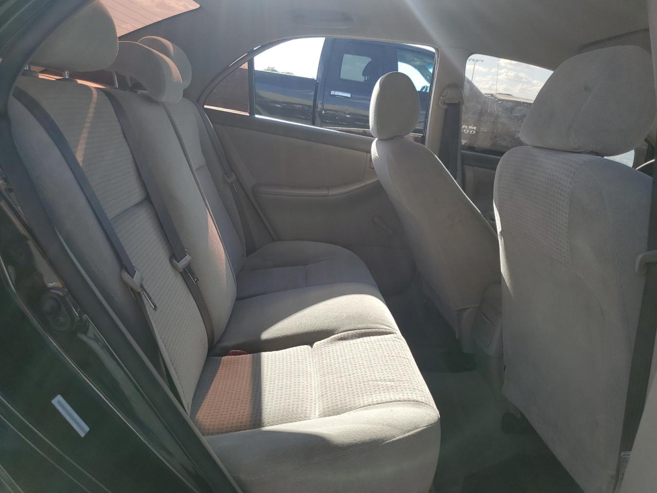 2005 Toyota Corolla - Image 10