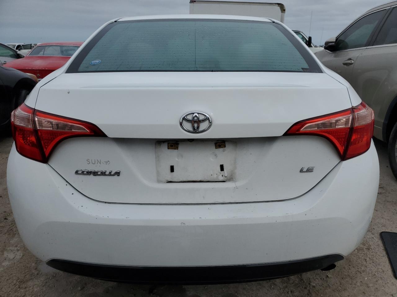 VIN 5YFBURHE0HP652474 2017 TOYOTA COROLLA no.6