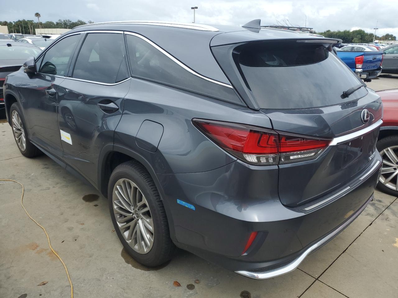 2022 Lexus RX - Image 2