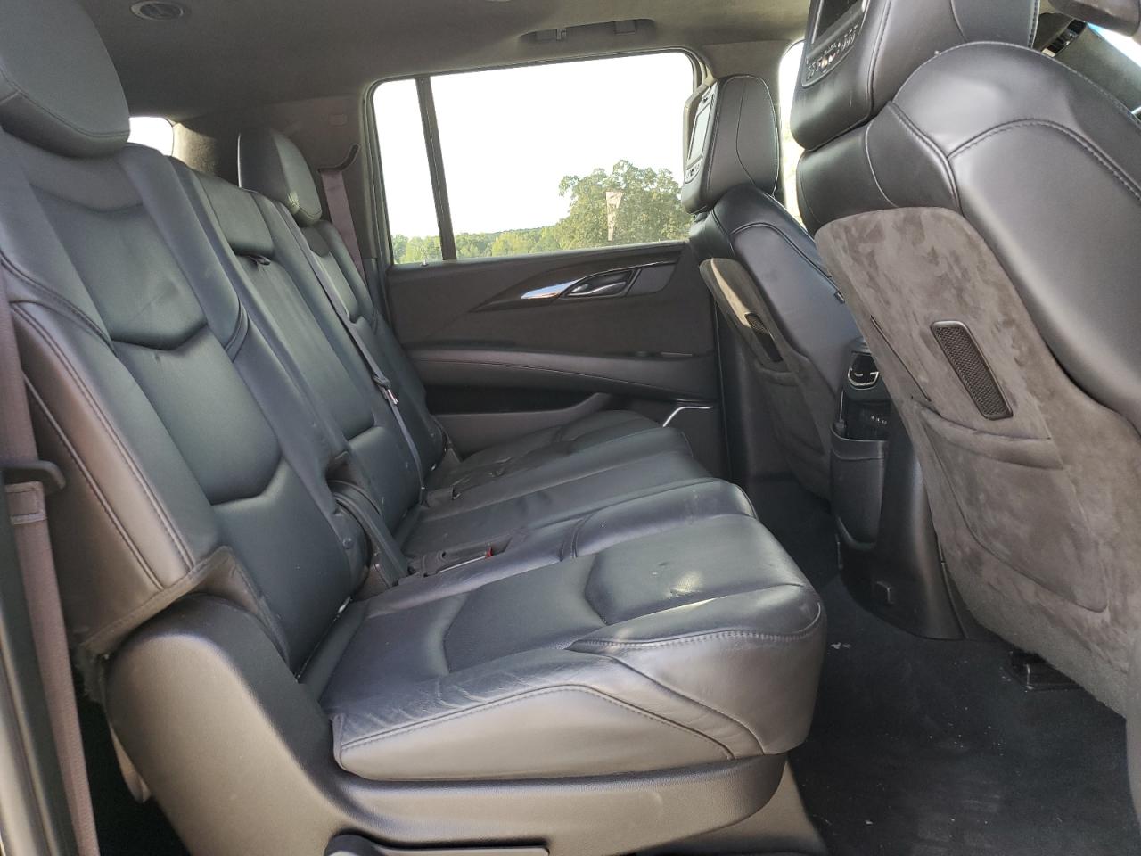 1GYS4KKJ1HR376187 2017 Cadillac Escalade Esv Platinum