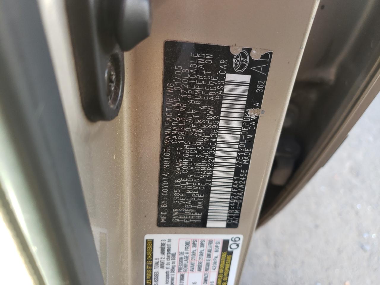 2005 Toyota Corolla - Image 12